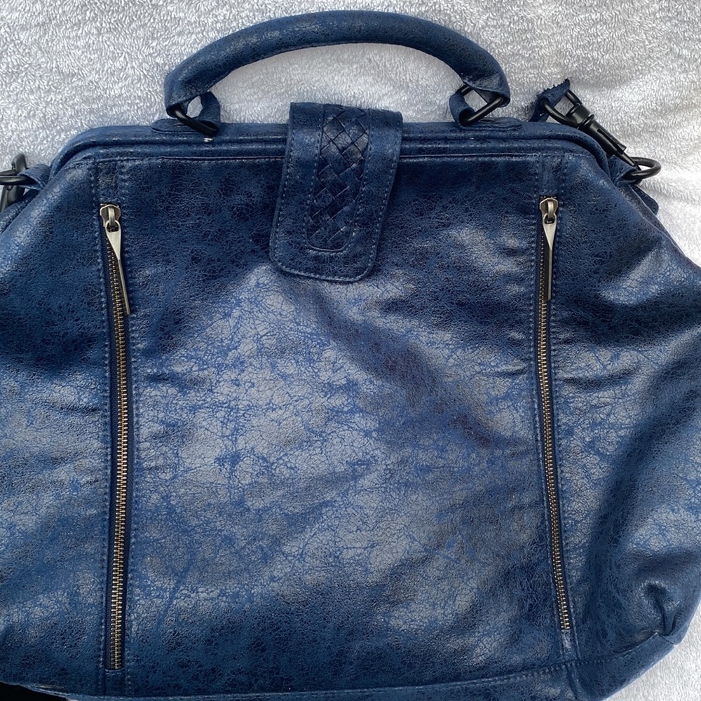 Gorgeous Matt & Nat Distressed Vegan Leather Clamshell Bag